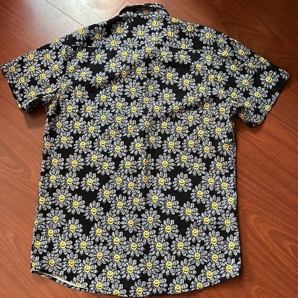 Molokai Mens daisy flower happy‎ face shirt sleeve shirt polyester size M - Picture 2 of 6